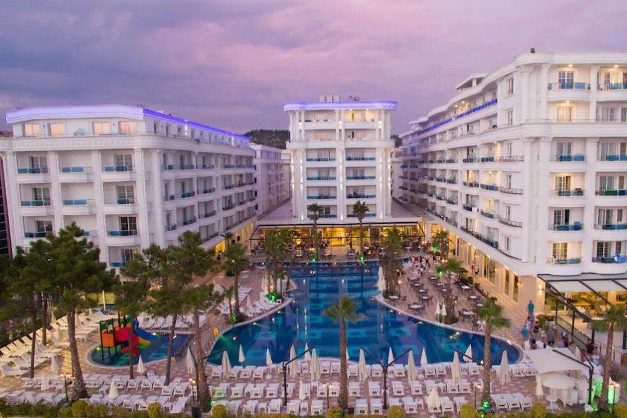 Grand Blue Fafa Resort & Spa Дуррес Экстерьер фото