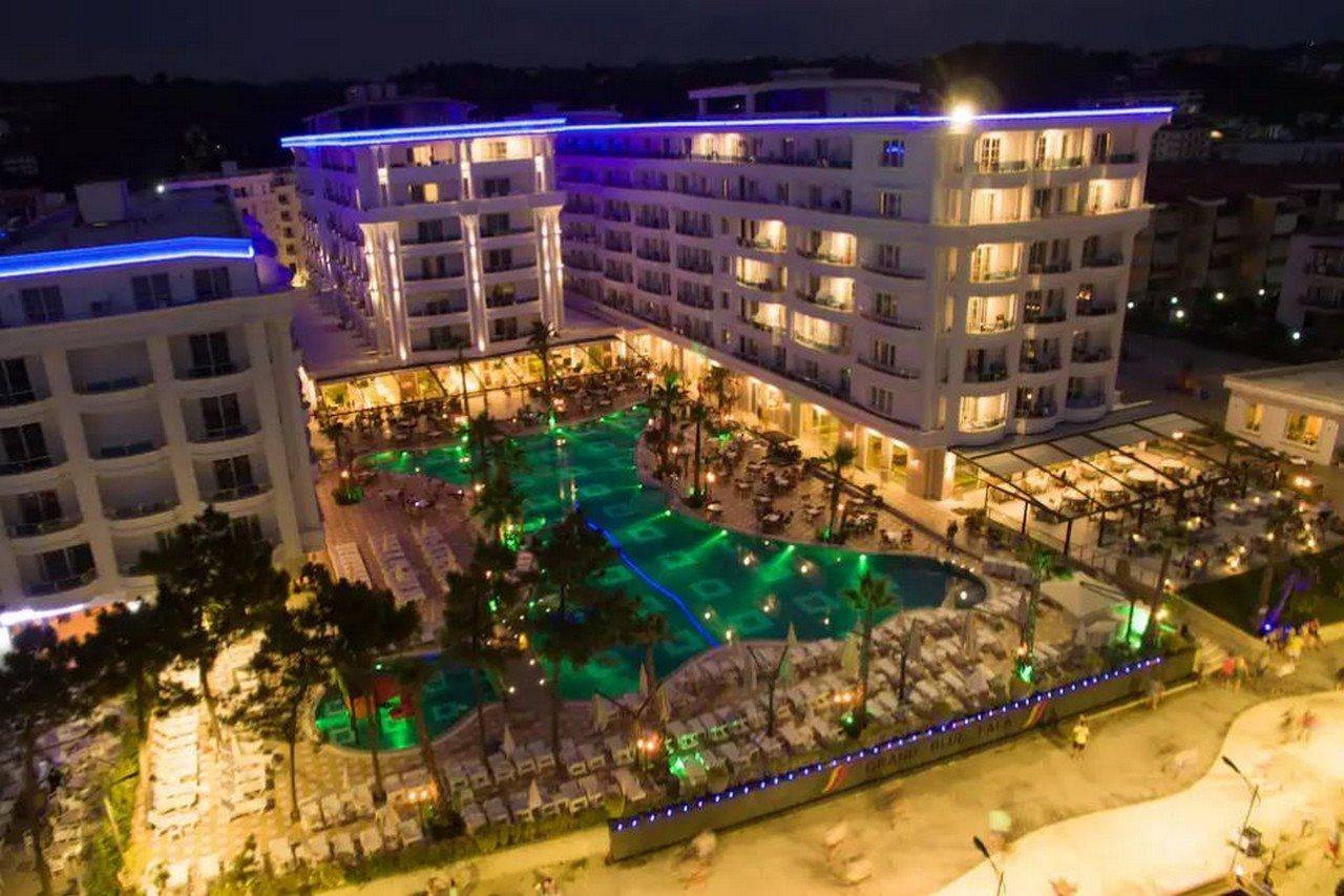 Grand Blue Fafa Resort & Spa Дуррес Экстерьер фото