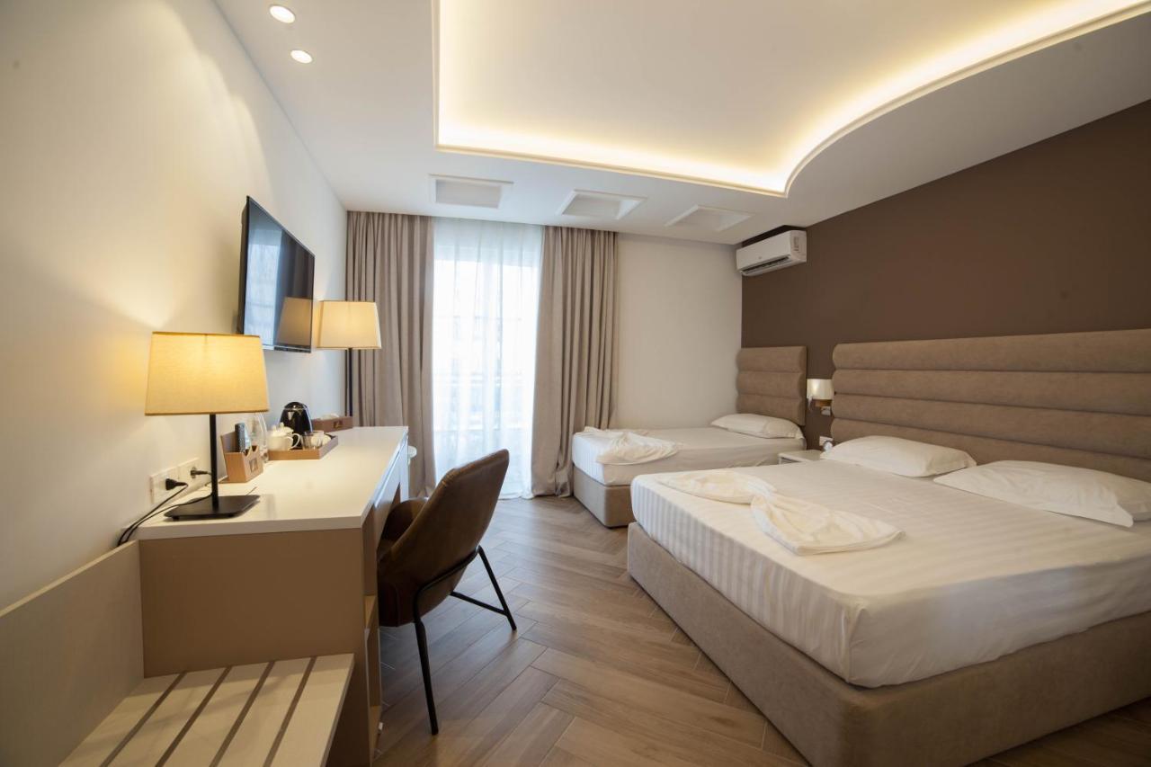 Grand Blue Fafa Resort & Spa Дуррес Экстерьер фото